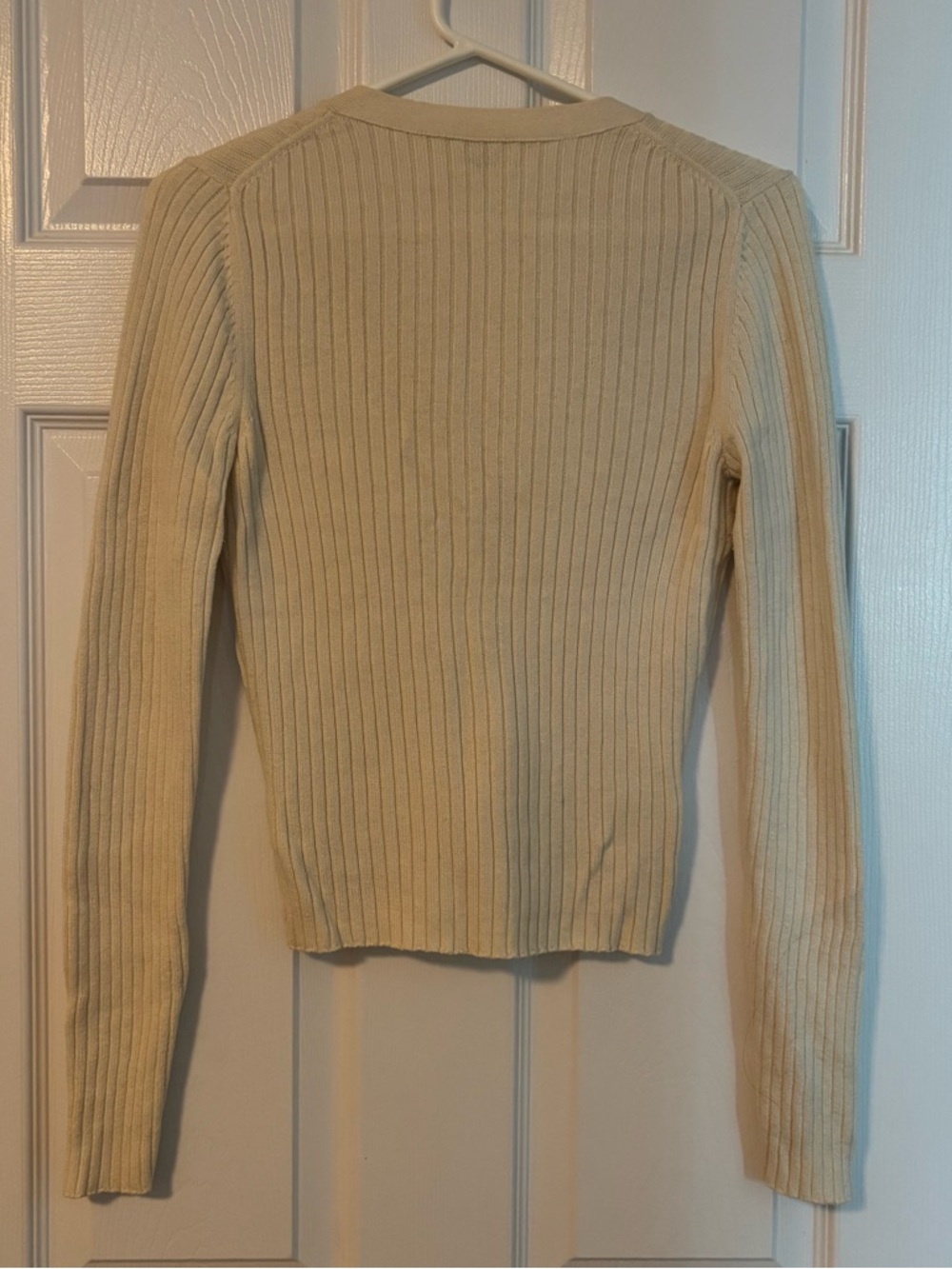 Wilfred Cream Ribbed V-Neck Buttoned Cardigan - Picture 3 of 3